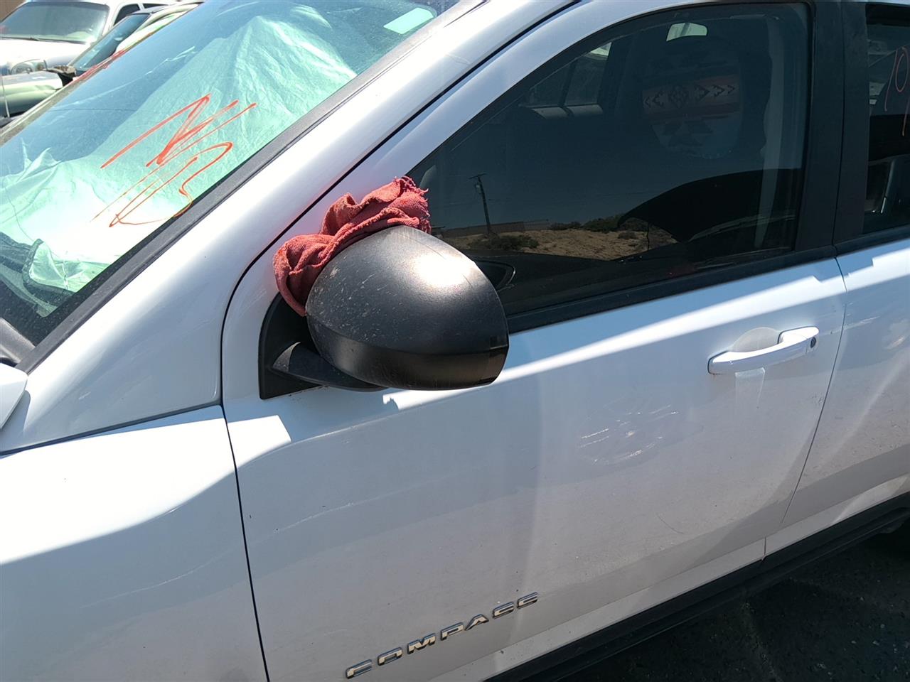 https://f005.backblazeb2.com/file/img-partshotlines-com/Inventory/SW52/Vehicle/21760_10.jpg