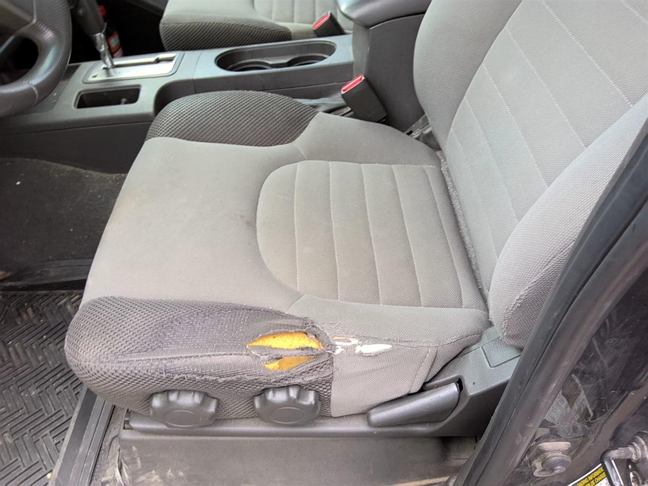 https://f005.backblazeb2.com/file/img-partshotlines-com/Inventory/SW52/Vehicle/21772_03.jpg