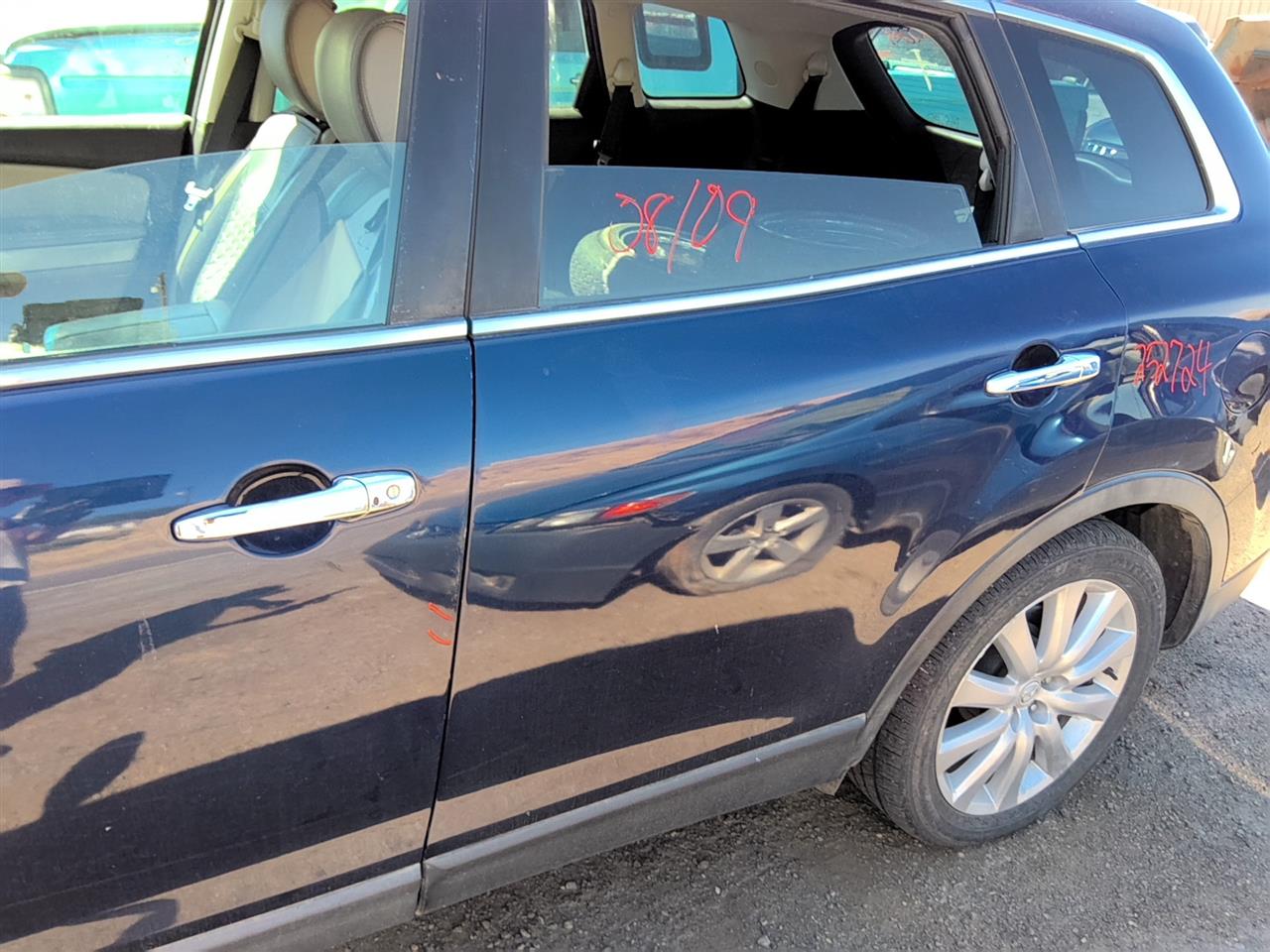 https://f005.backblazeb2.com/file/img-partshotlines-com/Inventory/SW52/Vehicle/21792_11.jpg