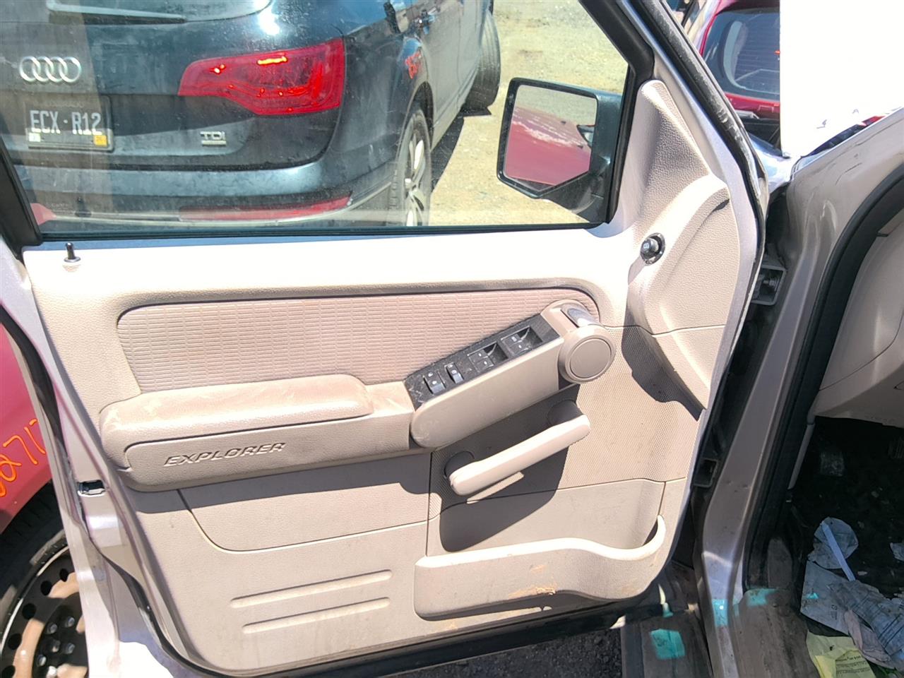 https://f005.backblazeb2.com/file/img-partshotlines-com/Inventory/SW52/Vehicle/21793_02.jpg