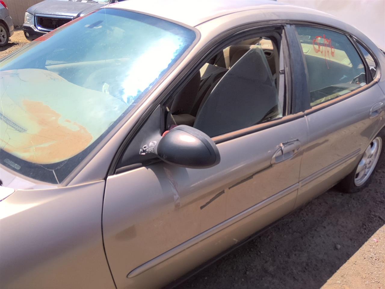 https://f005.backblazeb2.com/file/img-partshotlines-com/Inventory/SW52/Vehicle/21798_10.jpg
