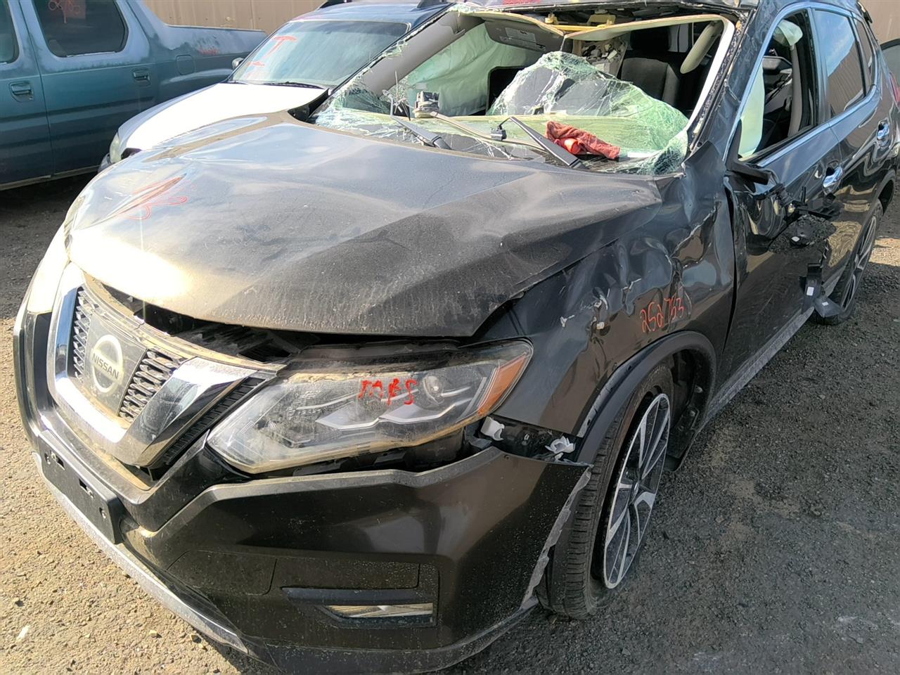 https://f005.backblazeb2.com/file/img-partshotlines-com/Inventory/SW52/Vehicle/21821_08.jpg