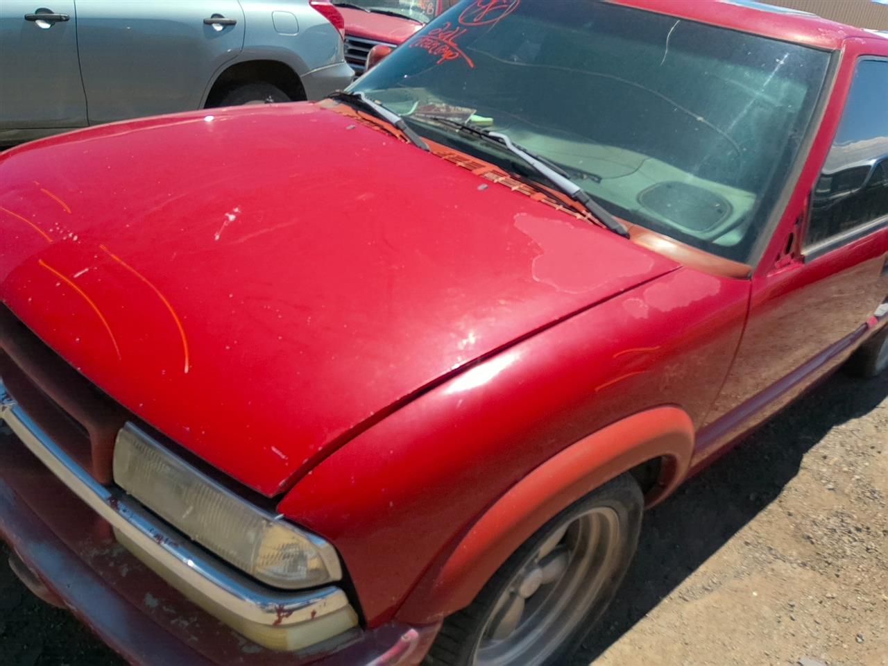 https://f005.backblazeb2.com/file/img-partshotlines-com/Inventory/SW52/Vehicle/21827_13.jpg