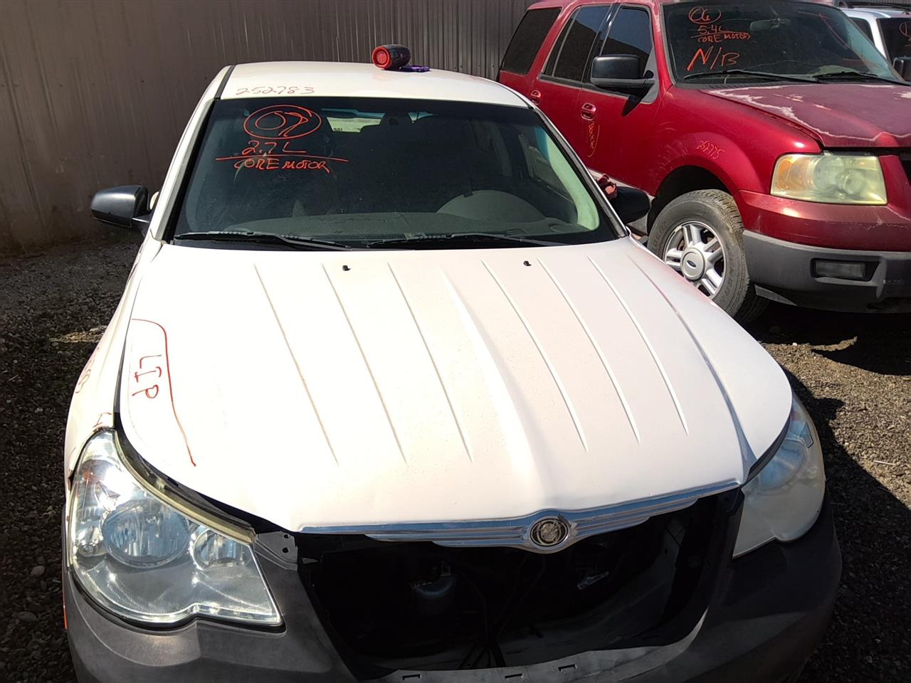 https://f005.backblazeb2.com/file/img-partshotlines-com/Inventory/SW52/Vehicle/21852_07.jpg