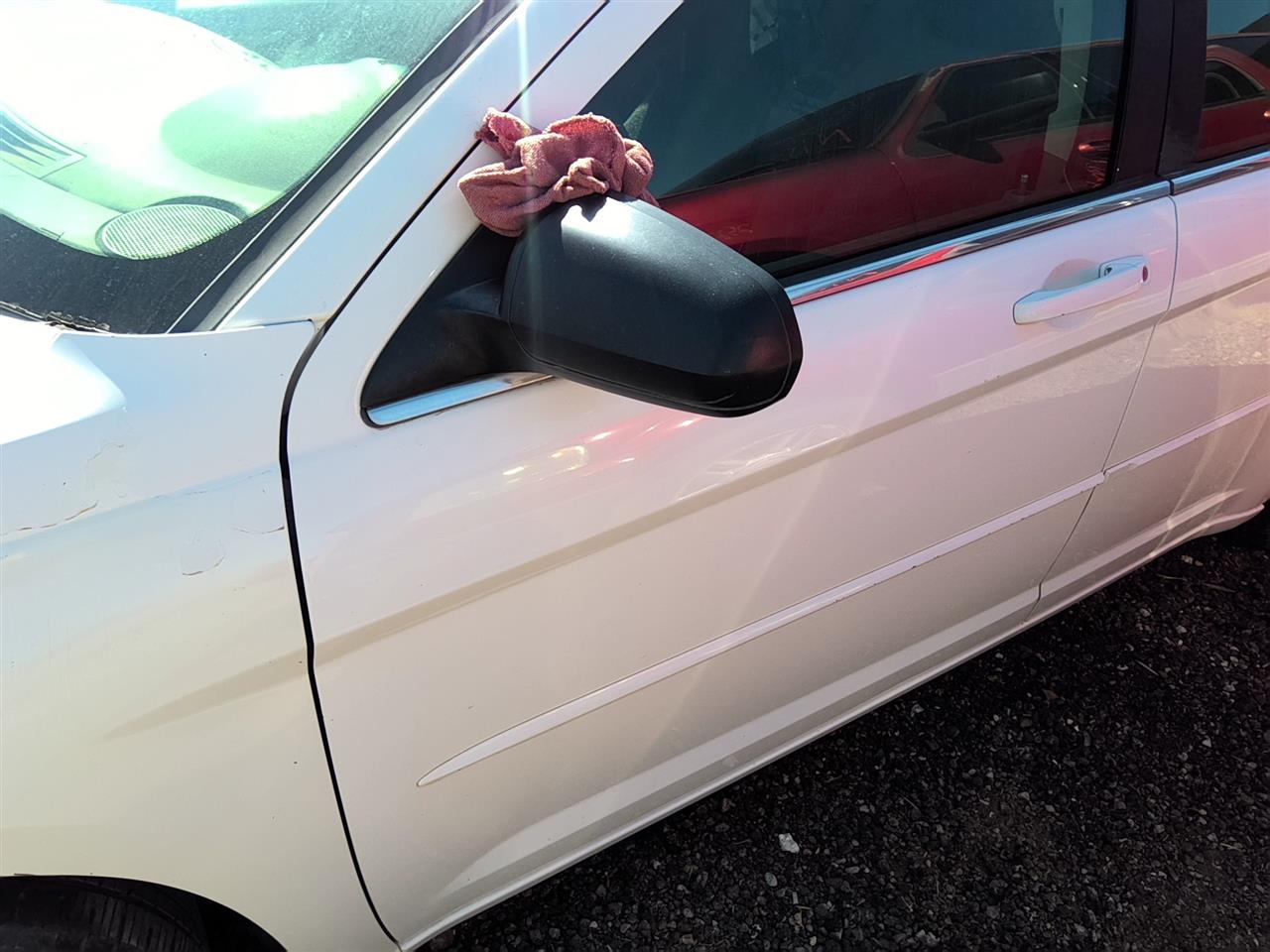 https://f005.backblazeb2.com/file/img-partshotlines-com/Inventory/SW52/Vehicle/21852_11.jpg