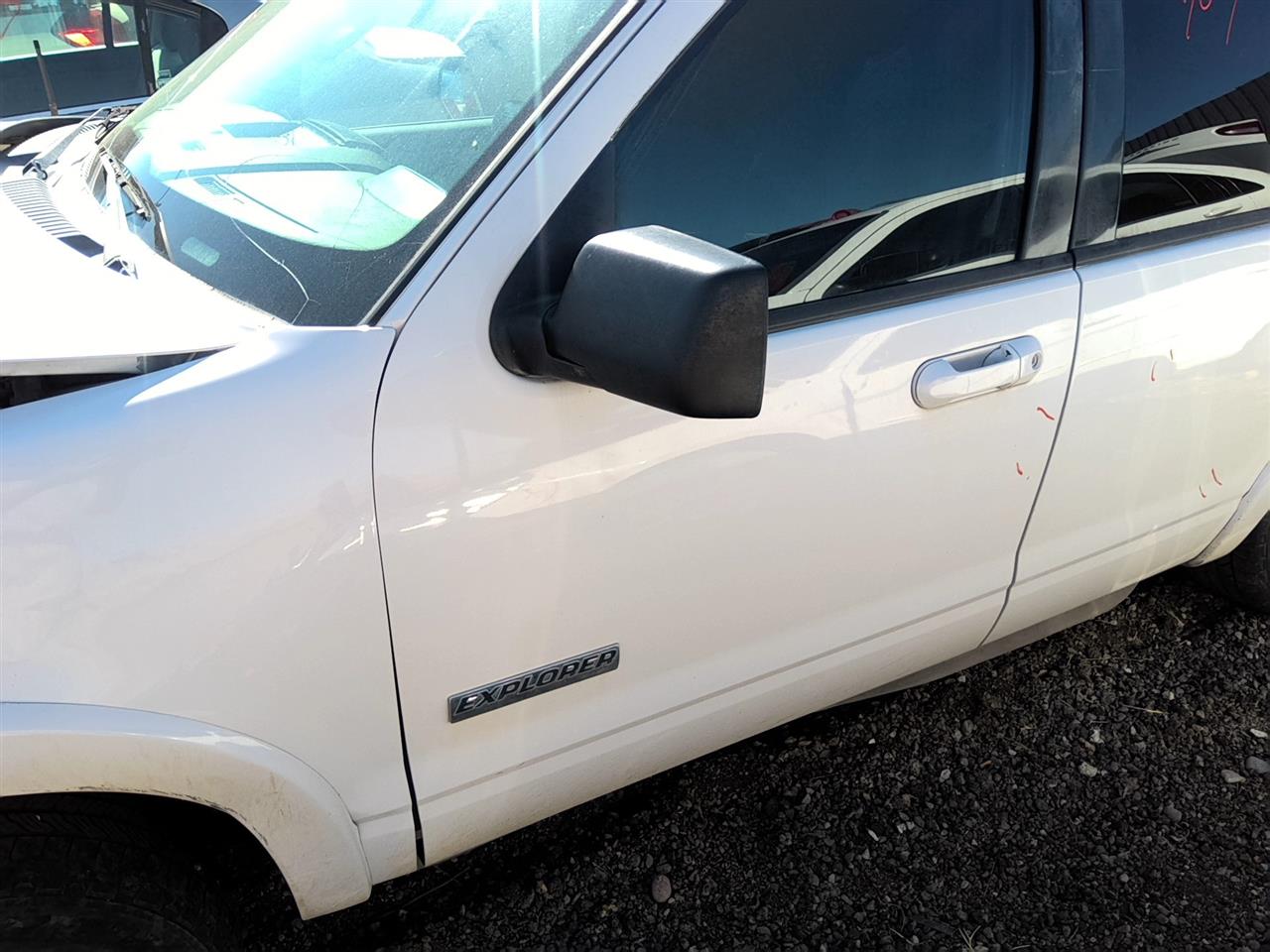 https://f005.backblazeb2.com/file/img-partshotlines-com/Inventory/SW52/Vehicle/21861_10.jpg