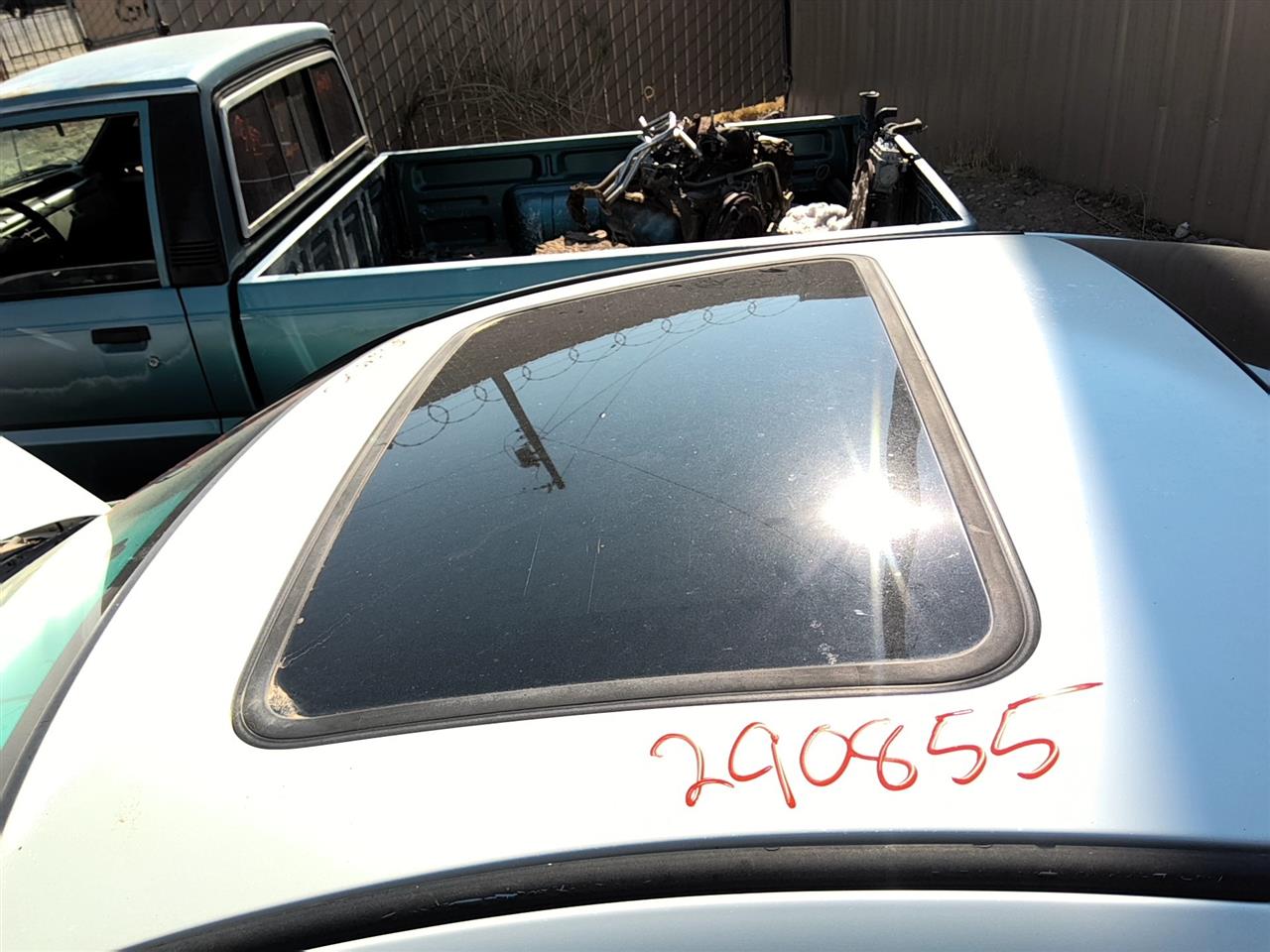 https://f005.backblazeb2.com/file/img-partshotlines-com/Inventory/SW52/Vehicle/21869_04.jpg
