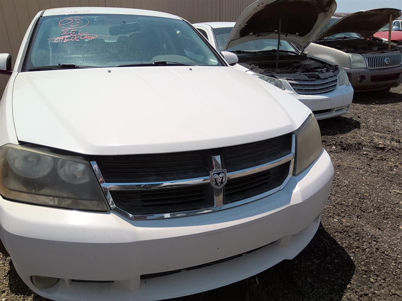 https://f005.backblazeb2.com/file/img-partshotlines-com/Inventory/SW52/Vehicle/21872_08.jpg