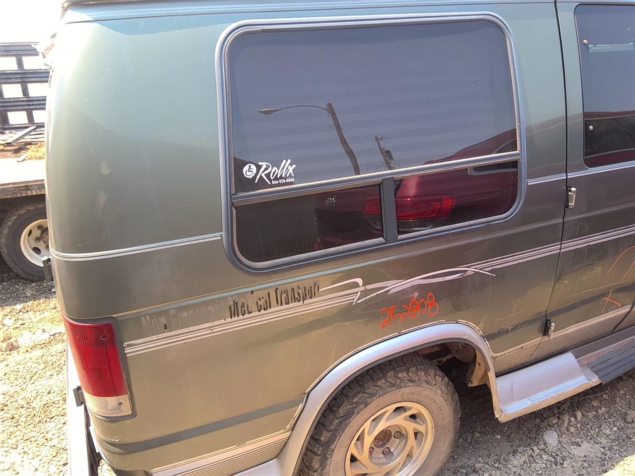 https://f005.backblazeb2.com/file/img-partshotlines-com/Inventory/SW52/Vehicle/21877_13.jpg