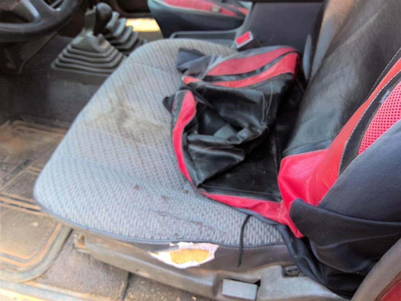 https://f005.backblazeb2.com/file/img-partshotlines-com/Inventory/SW52/Vehicle/21891_03.jpg