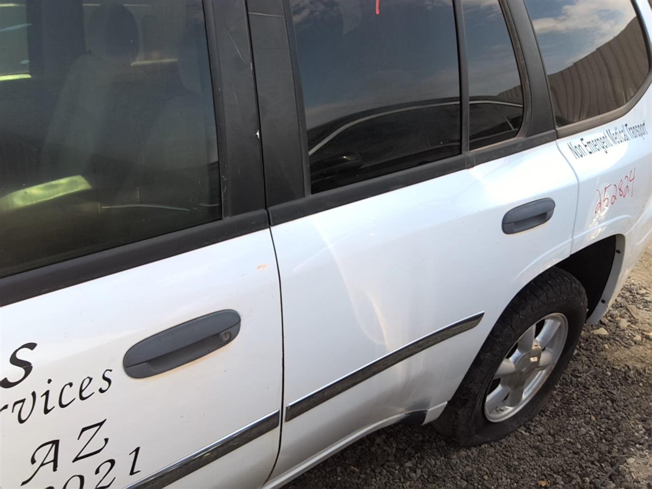 https://f005.backblazeb2.com/file/img-partshotlines-com/Inventory/SW52/Vehicle/21893_12.jpg