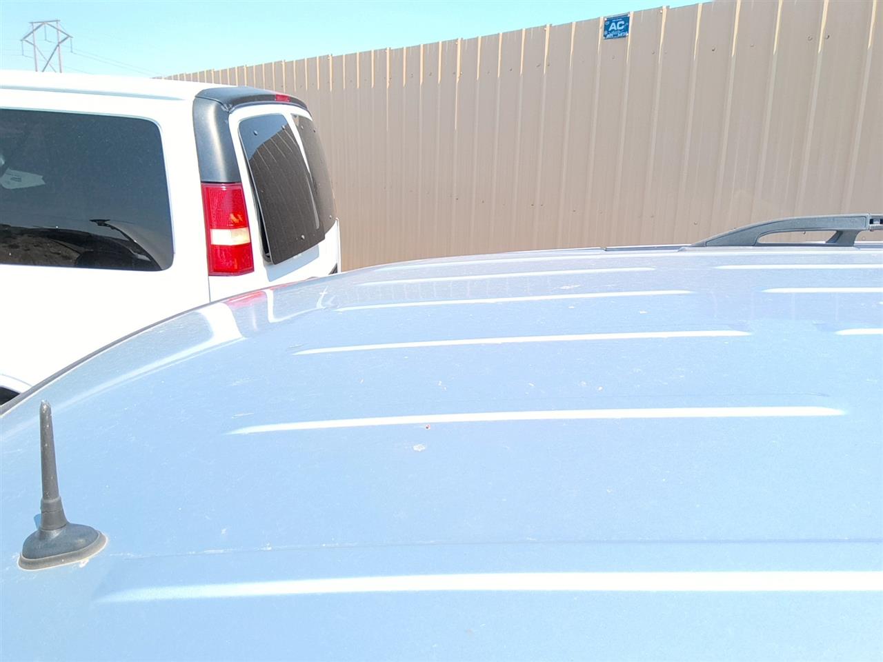 https://f005.backblazeb2.com/file/img-partshotlines-com/Inventory/SW52/Vehicle/21894_04.jpg