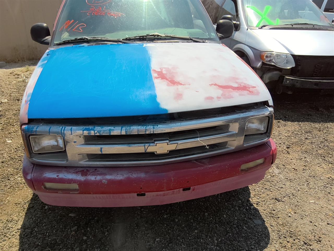 https://f005.backblazeb2.com/file/img-partshotlines-com/Inventory/SW52/Vehicle/21901_08.jpg