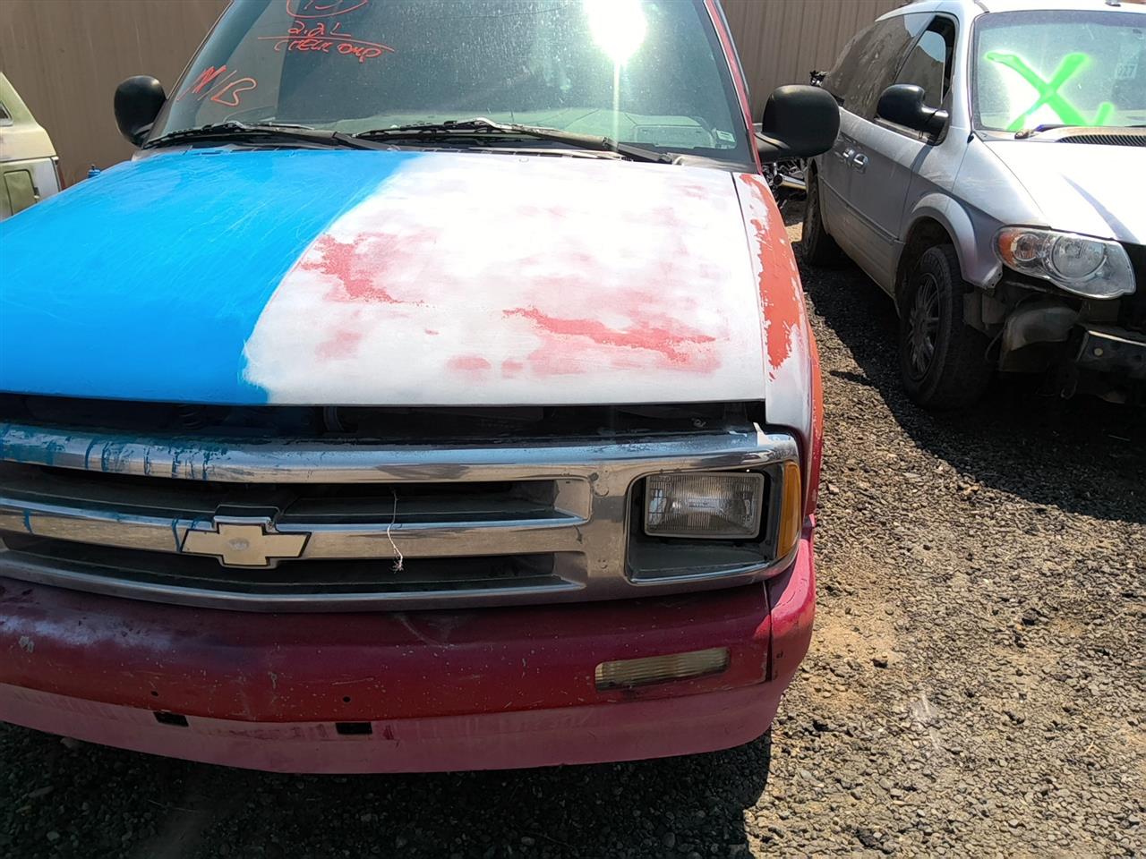 https://f005.backblazeb2.com/file/img-partshotlines-com/Inventory/SW52/Vehicle/21901_09.jpg
