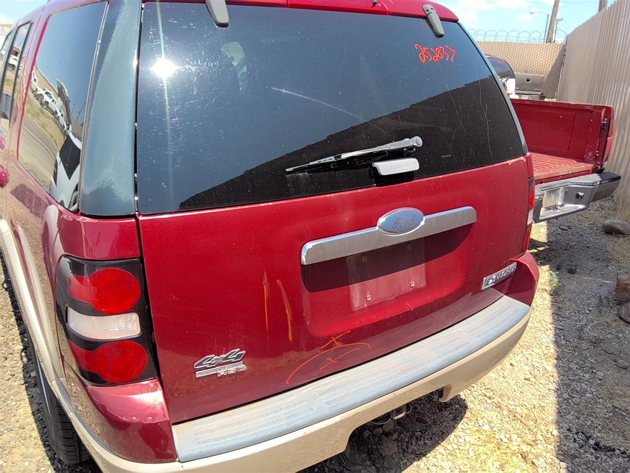 https://f005.backblazeb2.com/file/img-partshotlines-com/Inventory/SW52/Vehicle/21902_13.jpg
