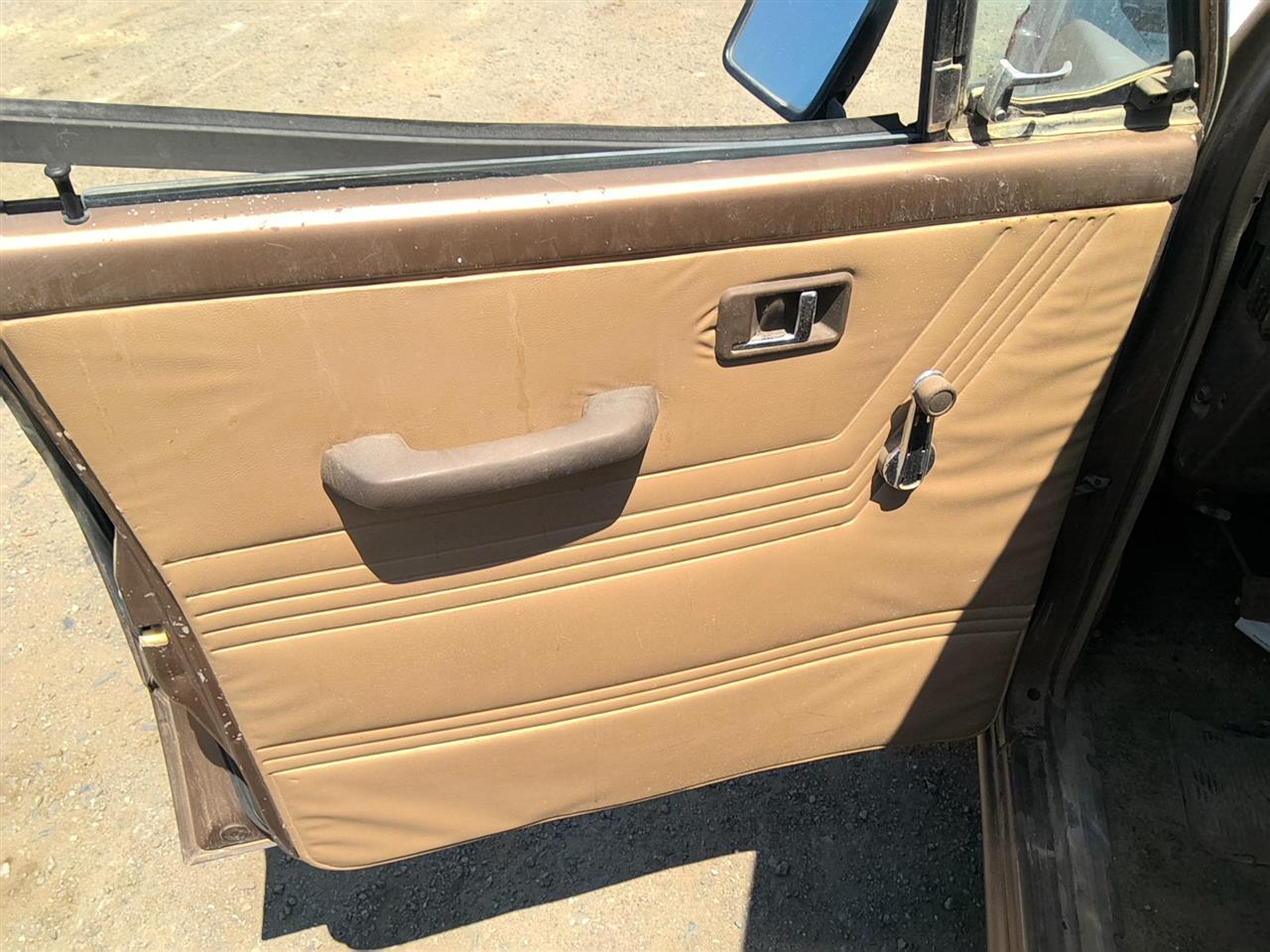 https://f005.backblazeb2.com/file/img-partshotlines-com/Inventory/SW52/Vehicle/21908_02.jpg