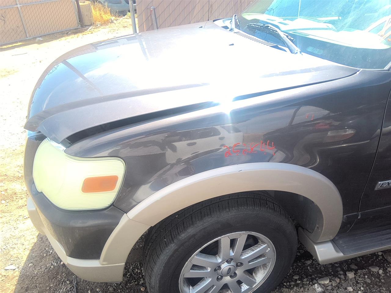 https://f005.backblazeb2.com/file/img-partshotlines-com/Inventory/SW52/Vehicle/21913_10.jpg