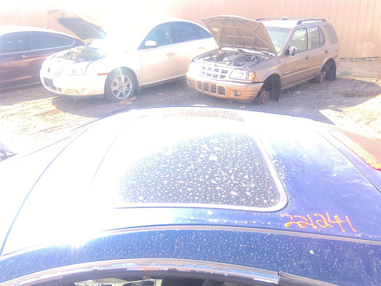 https://f005.backblazeb2.com/file/img-partshotlines-com/Inventory/SW52/Vehicle/21919_04.jpg