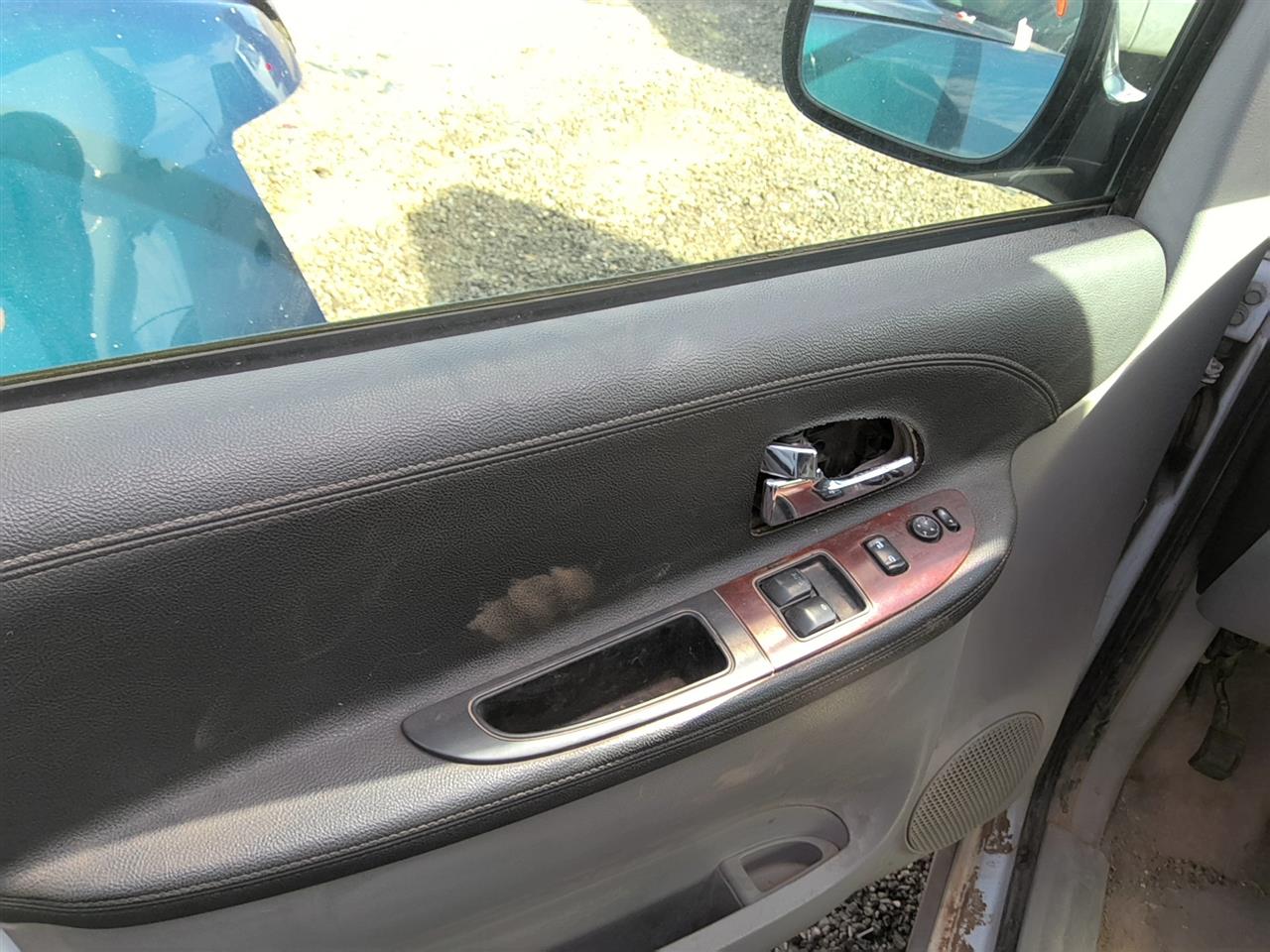 https://f005.backblazeb2.com/file/img-partshotlines-com/Inventory/SW52/Vehicle/21923_02.jpg