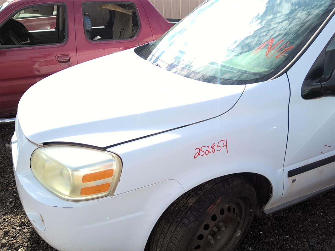 https://f005.backblazeb2.com/file/img-partshotlines-com/Inventory/SW52/Vehicle/21923_11.jpg