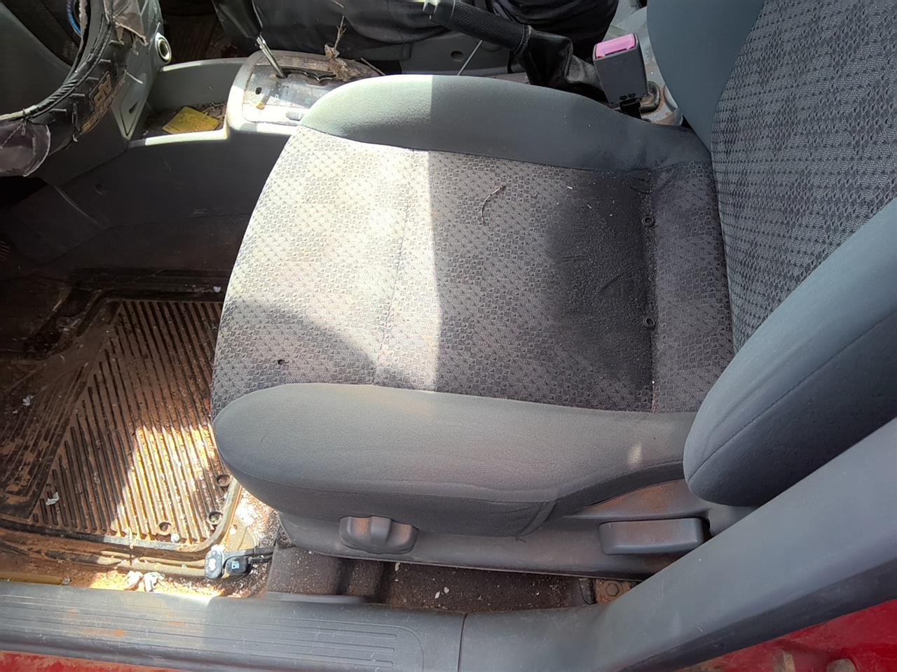https://f005.backblazeb2.com/file/img-partshotlines-com/Inventory/SW52/Vehicle/21934_03.jpg