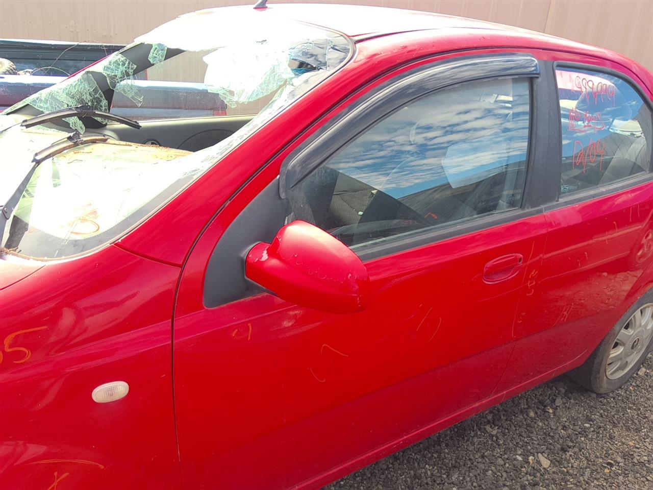 https://f005.backblazeb2.com/file/img-partshotlines-com/Inventory/SW52/Vehicle/21934_10.jpg