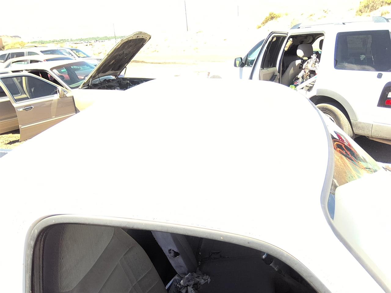 https://f005.backblazeb2.com/file/img-partshotlines-com/Inventory/SW52/Vehicle/21936_02.jpg
