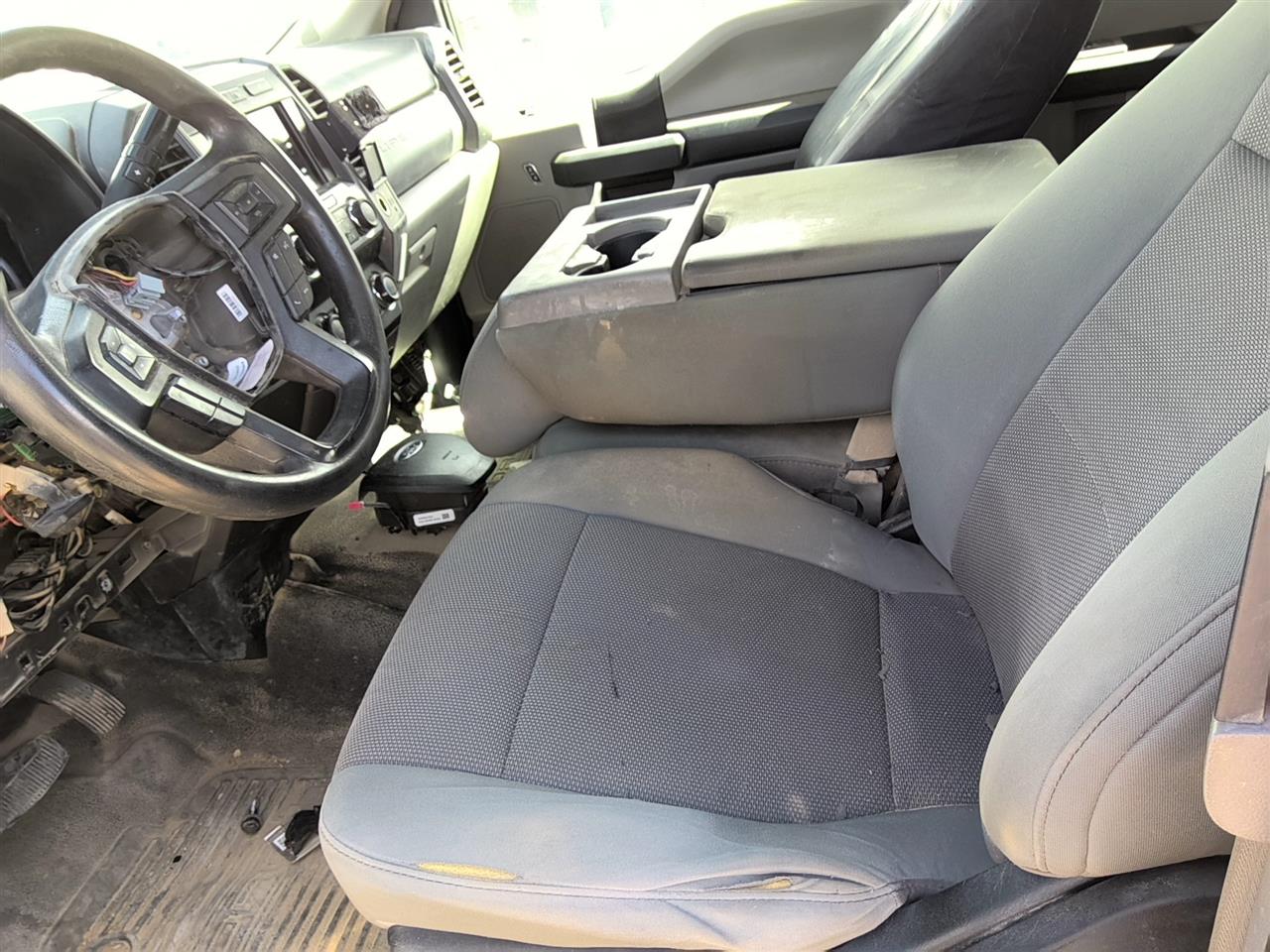 https://f005.backblazeb2.com/file/img-partshotlines-com/Inventory/SW52/Vehicle/21959_04.jpg