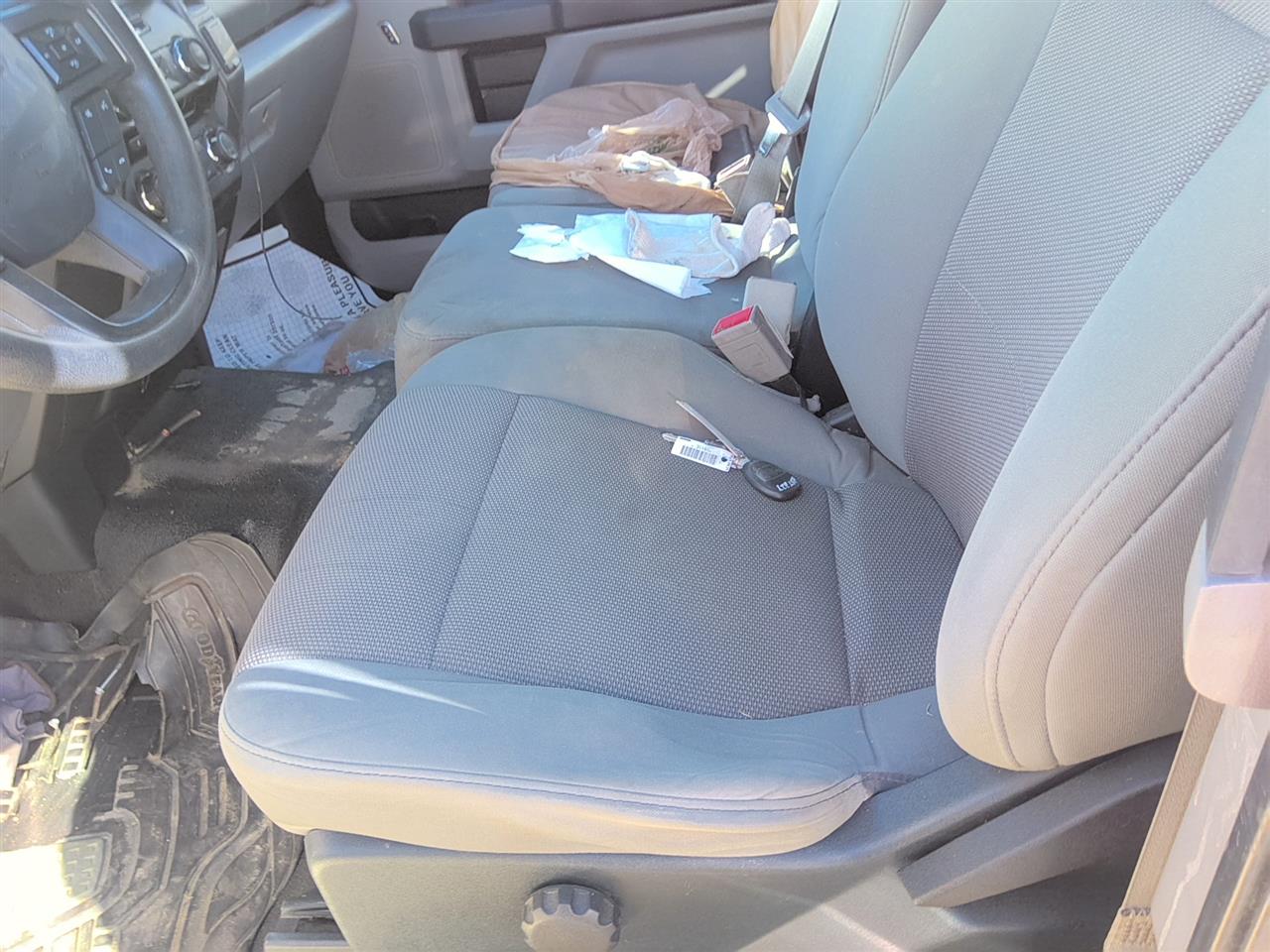 https://f005.backblazeb2.com/file/img-partshotlines-com/Inventory/SW52/Vehicle/21960_03.jpg