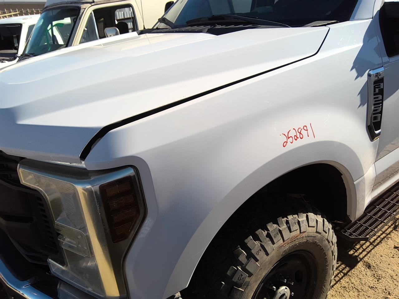 https://f005.backblazeb2.com/file/img-partshotlines-com/Inventory/SW52/Vehicle/21960_11.jpg