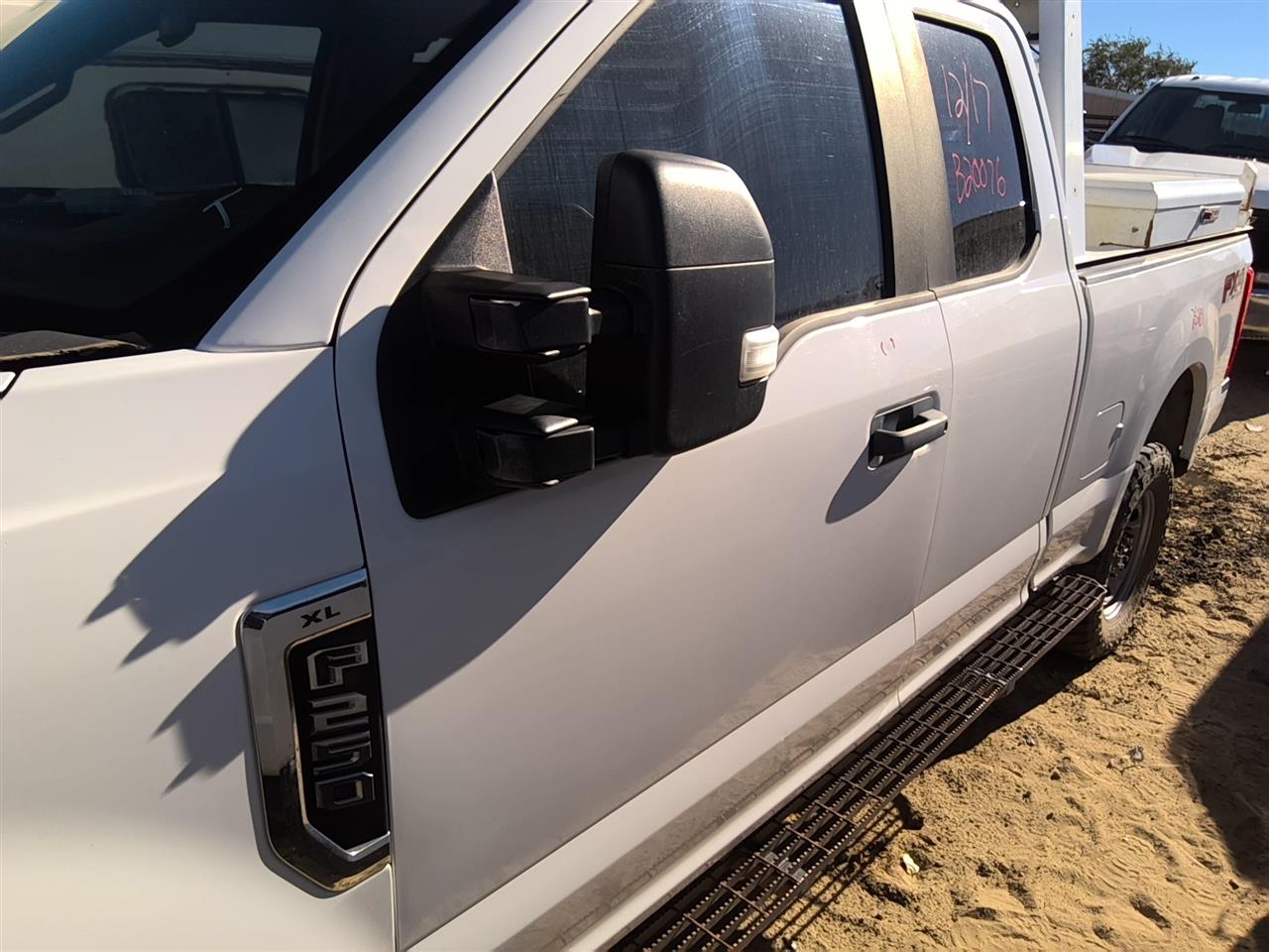 https://f005.backblazeb2.com/file/img-partshotlines-com/Inventory/SW52/Vehicle/21960_12.jpg