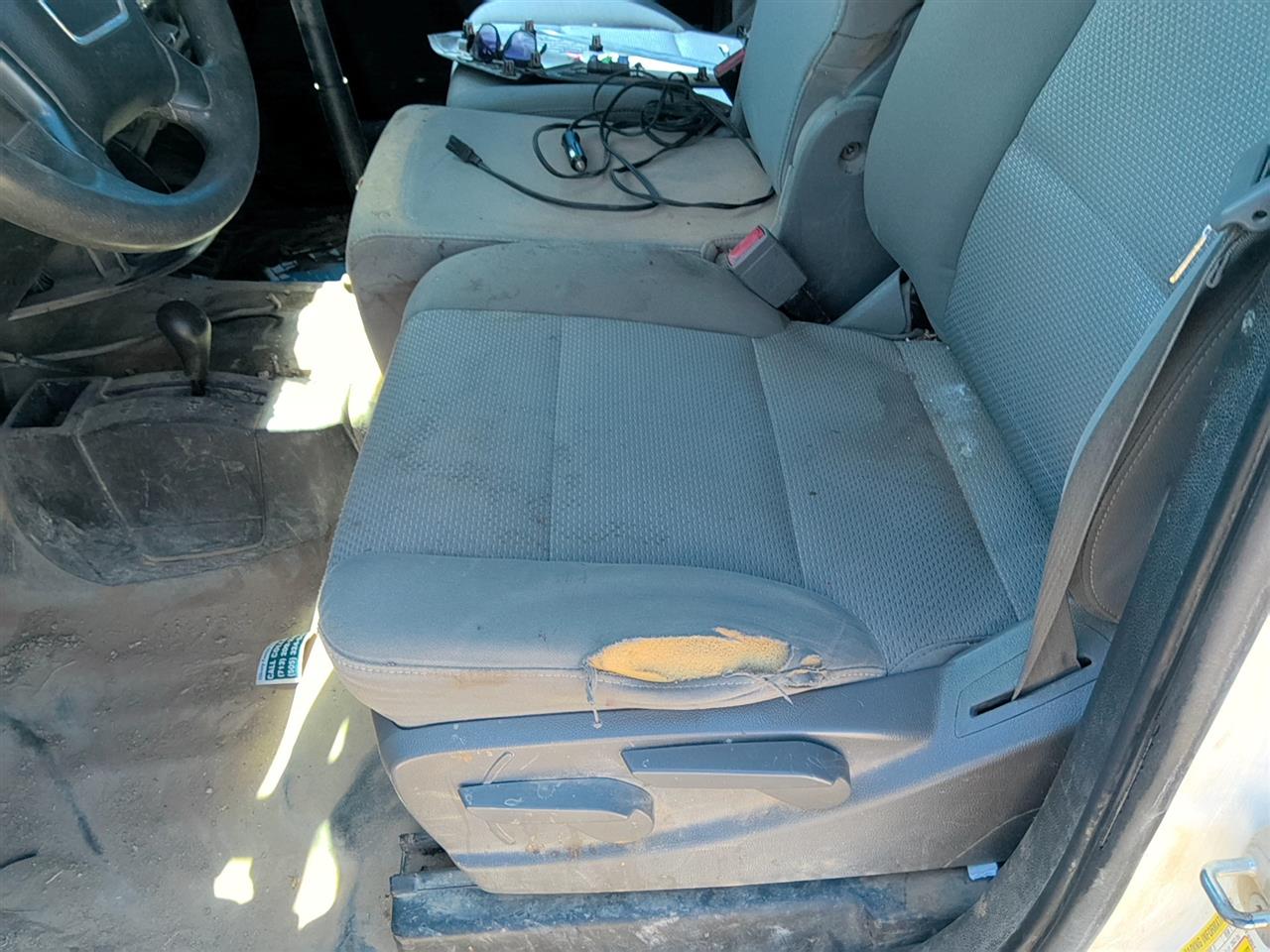 https://f005.backblazeb2.com/file/img-partshotlines-com/Inventory/SW52/Vehicle/21962_04.jpg