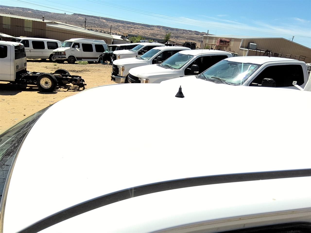https://f005.backblazeb2.com/file/img-partshotlines-com/Inventory/SW52/Vehicle/21962_05.jpg