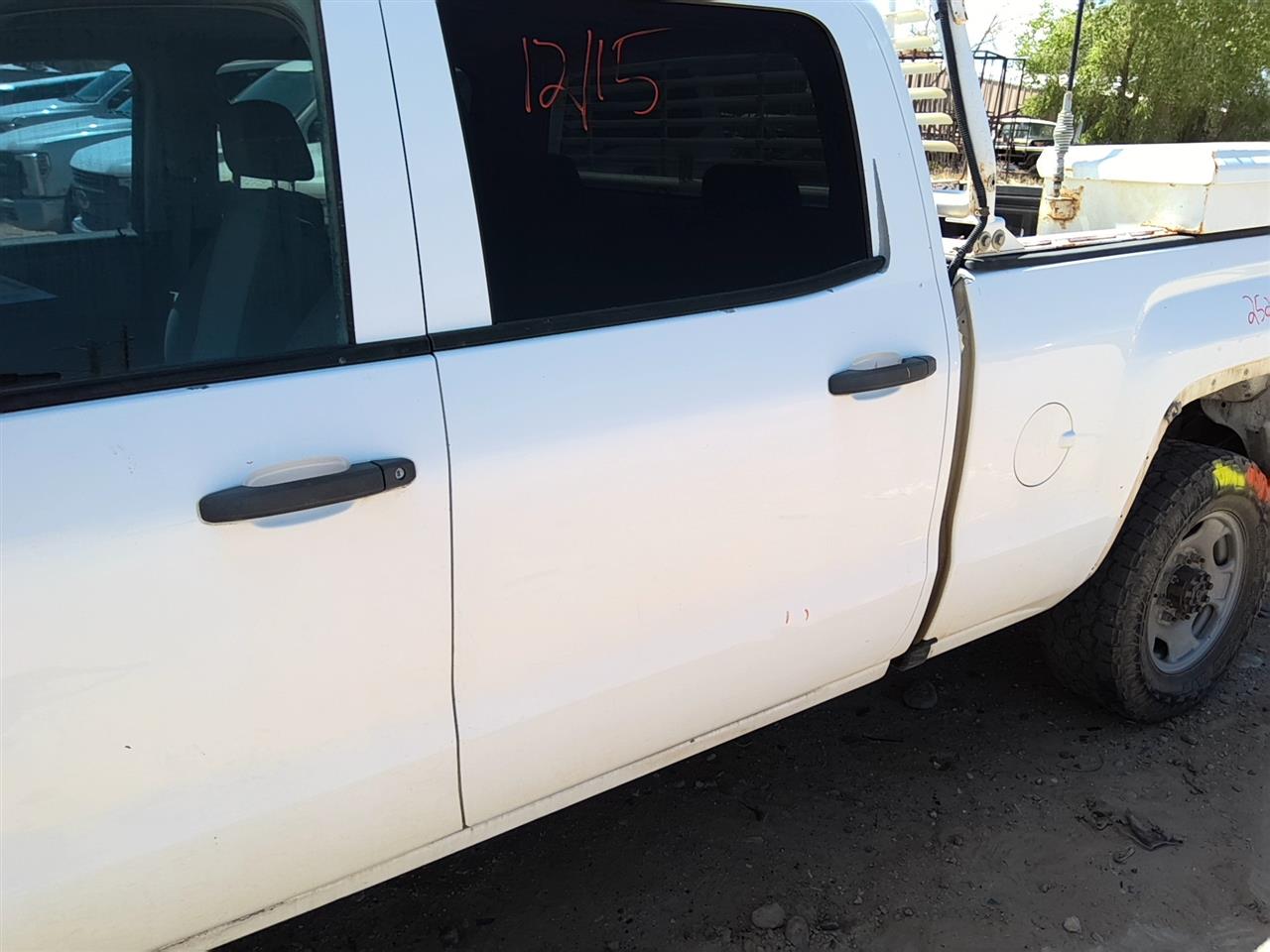 https://f005.backblazeb2.com/file/img-partshotlines-com/Inventory/SW52/Vehicle/21962_12.jpg