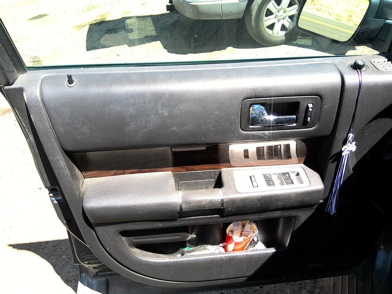 https://f005.backblazeb2.com/file/img-partshotlines-com/Inventory/SW52/Vehicle/21970_02.jpg
