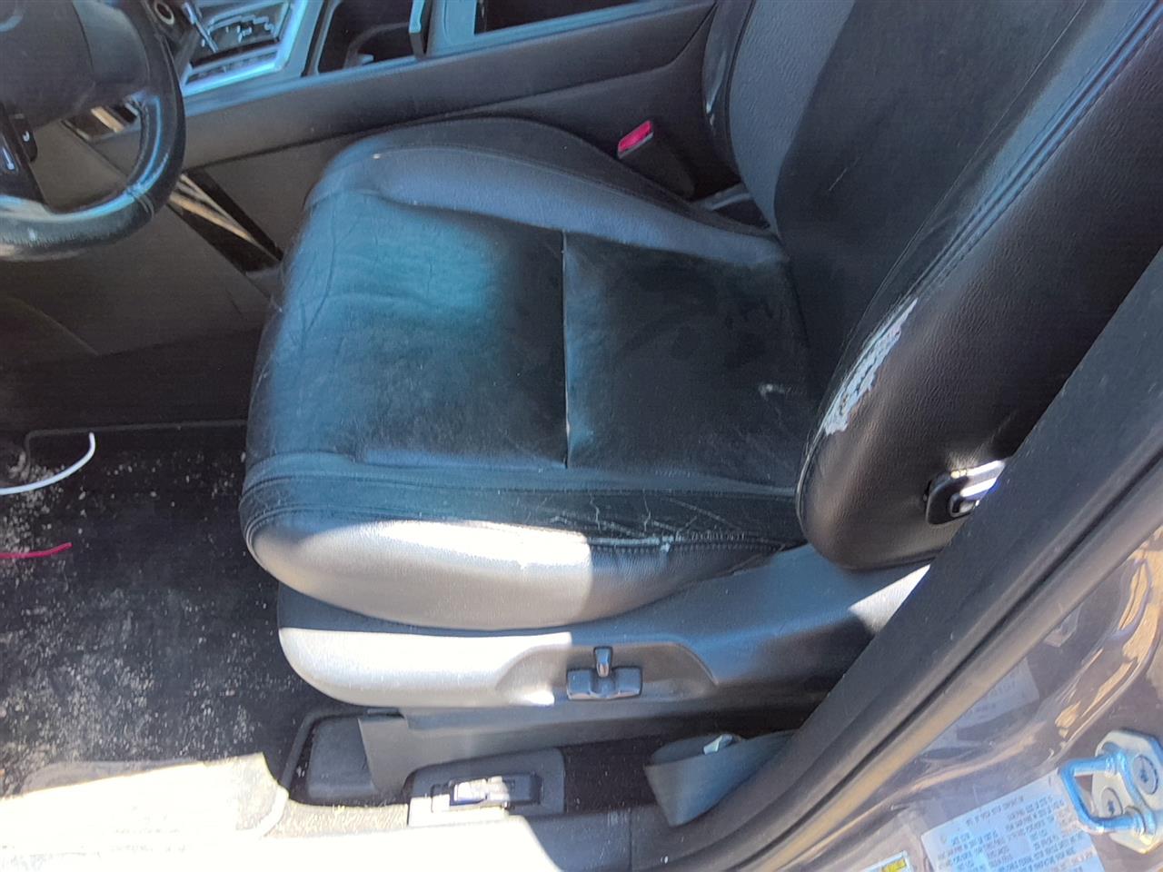 https://f005.backblazeb2.com/file/img-partshotlines-com/Inventory/SW52/Vehicle/21982_03.jpg
