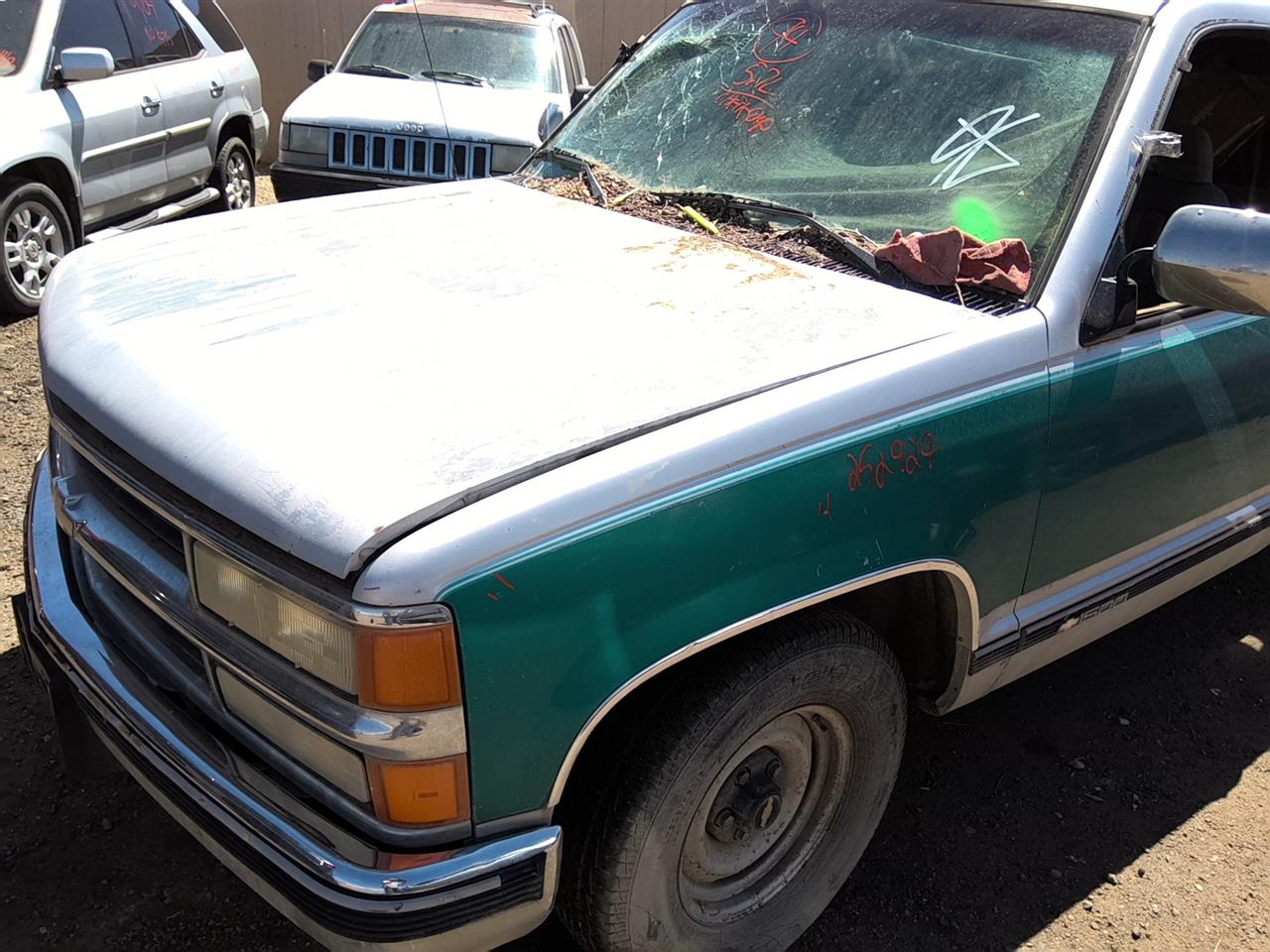 https://f005.backblazeb2.com/file/img-partshotlines-com/Inventory/SW52/Vehicle/21998_08.jpg