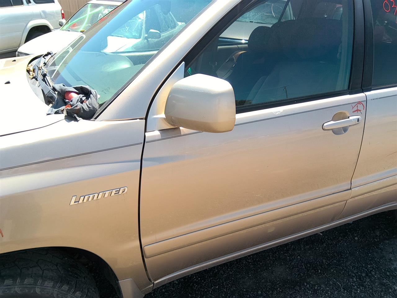 https://f005.backblazeb2.com/file/img-partshotlines-com/Inventory/SW52/Vehicle/22010_10.jpg