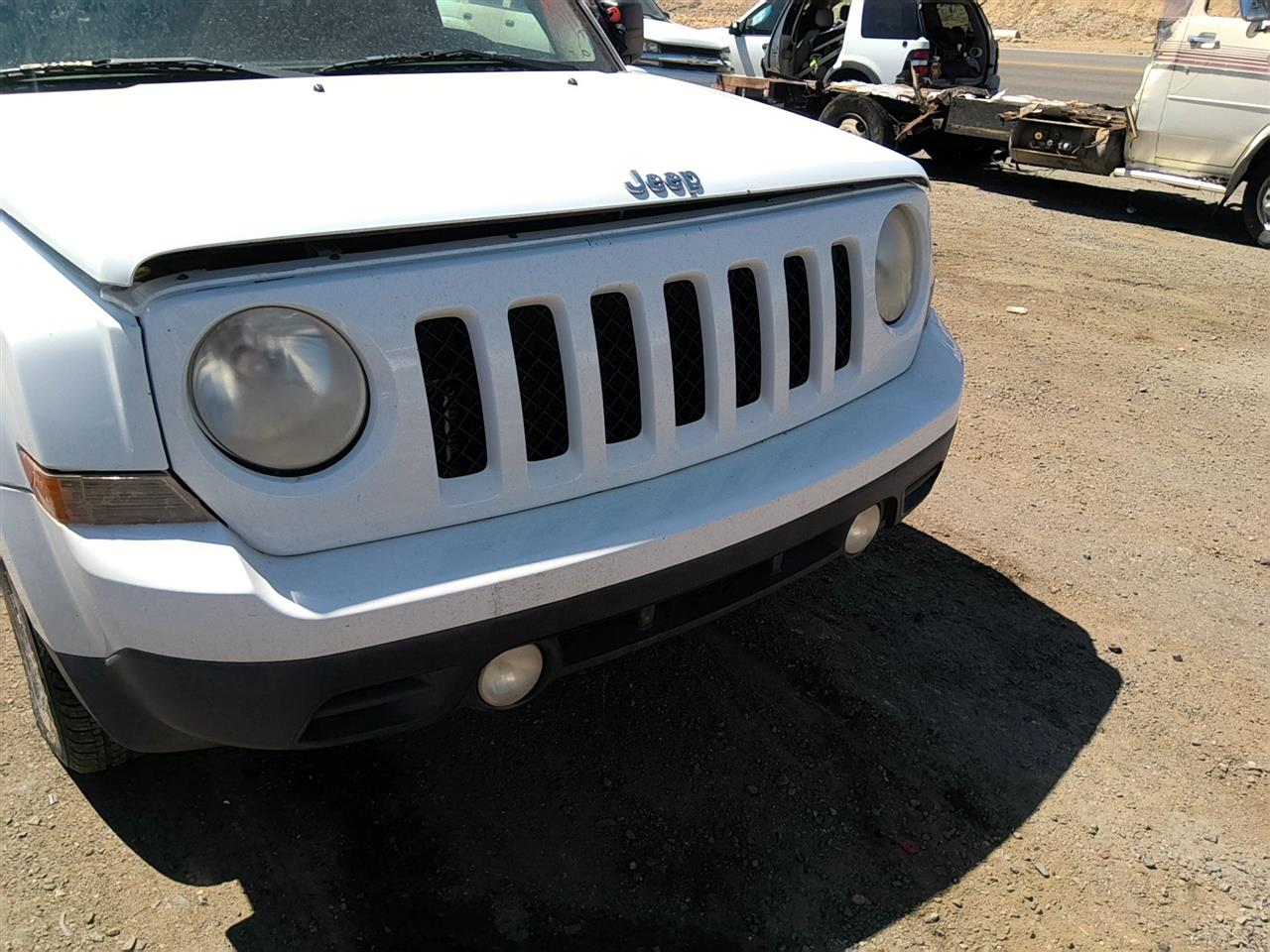 https://f005.backblazeb2.com/file/img-partshotlines-com/Inventory/SW52/Vehicle/22018_07.jpg