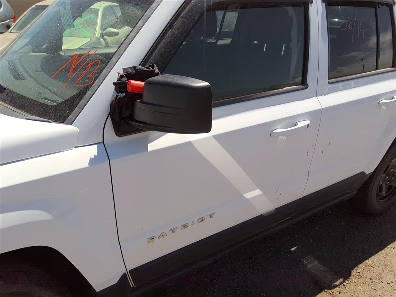 https://f005.backblazeb2.com/file/img-partshotlines-com/Inventory/SW52/Vehicle/22018_11.jpg