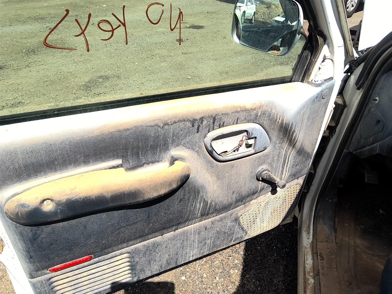 https://f005.backblazeb2.com/file/img-partshotlines-com/Inventory/SW52/Vehicle/22053_02.jpg