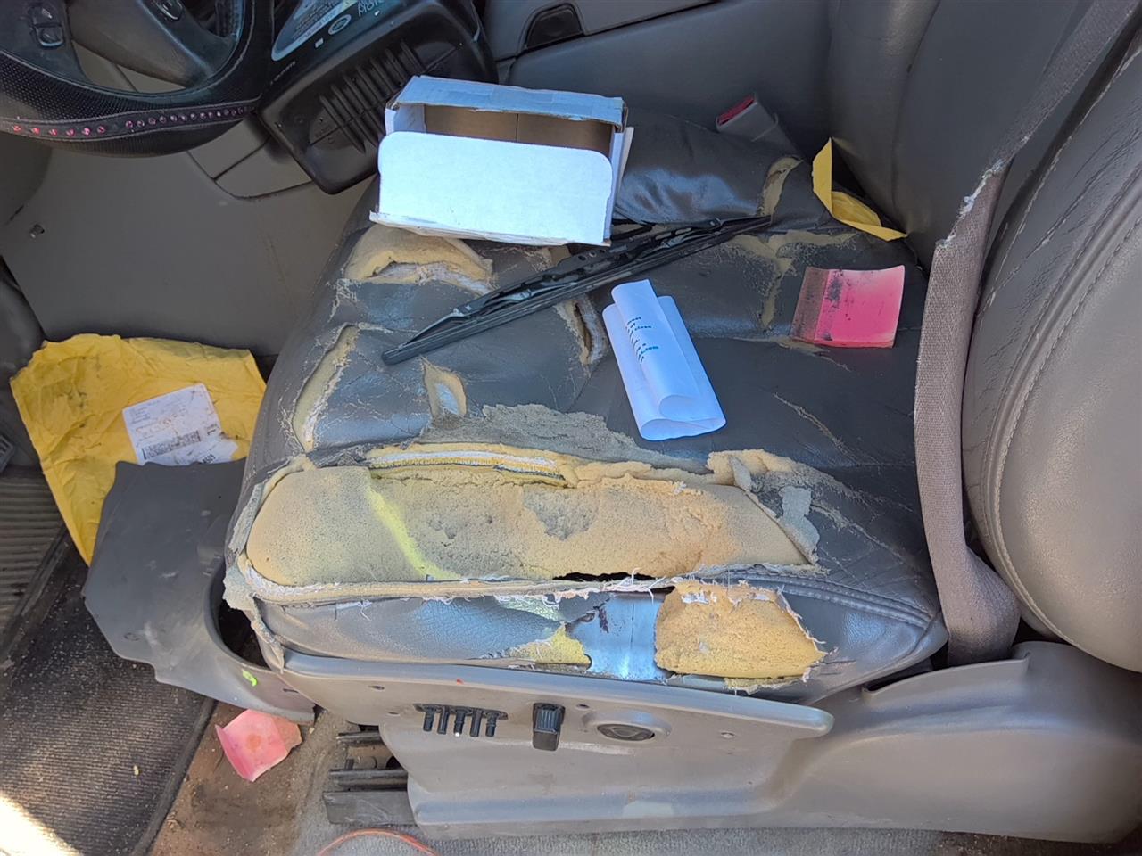 https://f005.backblazeb2.com/file/img-partshotlines-com/Inventory/SW52/Vehicle/22060_03.jpg