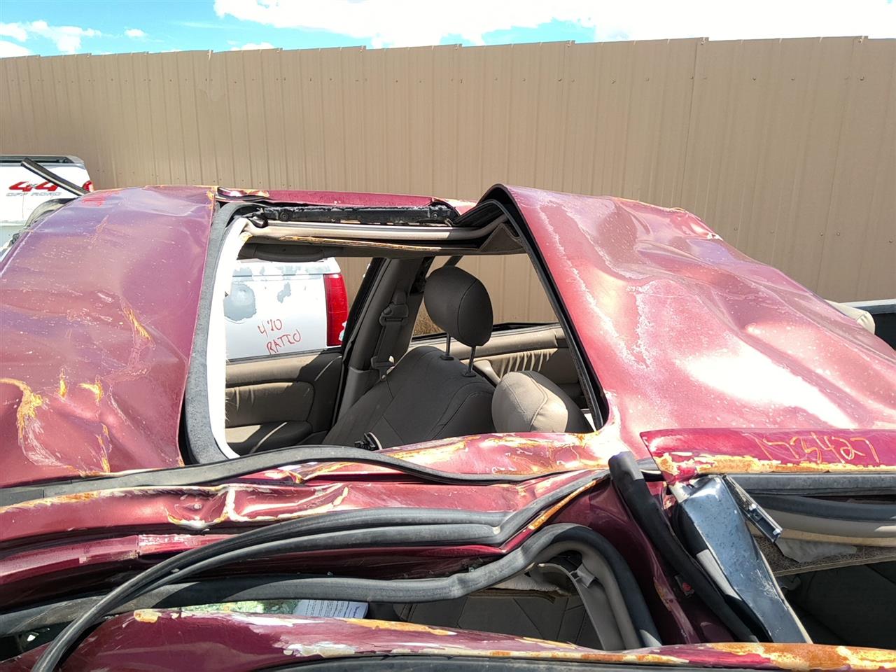 https://f005.backblazeb2.com/file/img-partshotlines-com/Inventory/SW52/Vehicle/22077_05.jpg