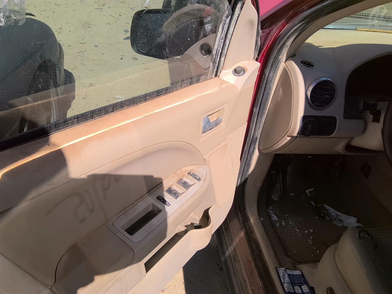 https://f005.backblazeb2.com/file/img-partshotlines-com/Inventory/SW52/Vehicle/22089_02.jpg
