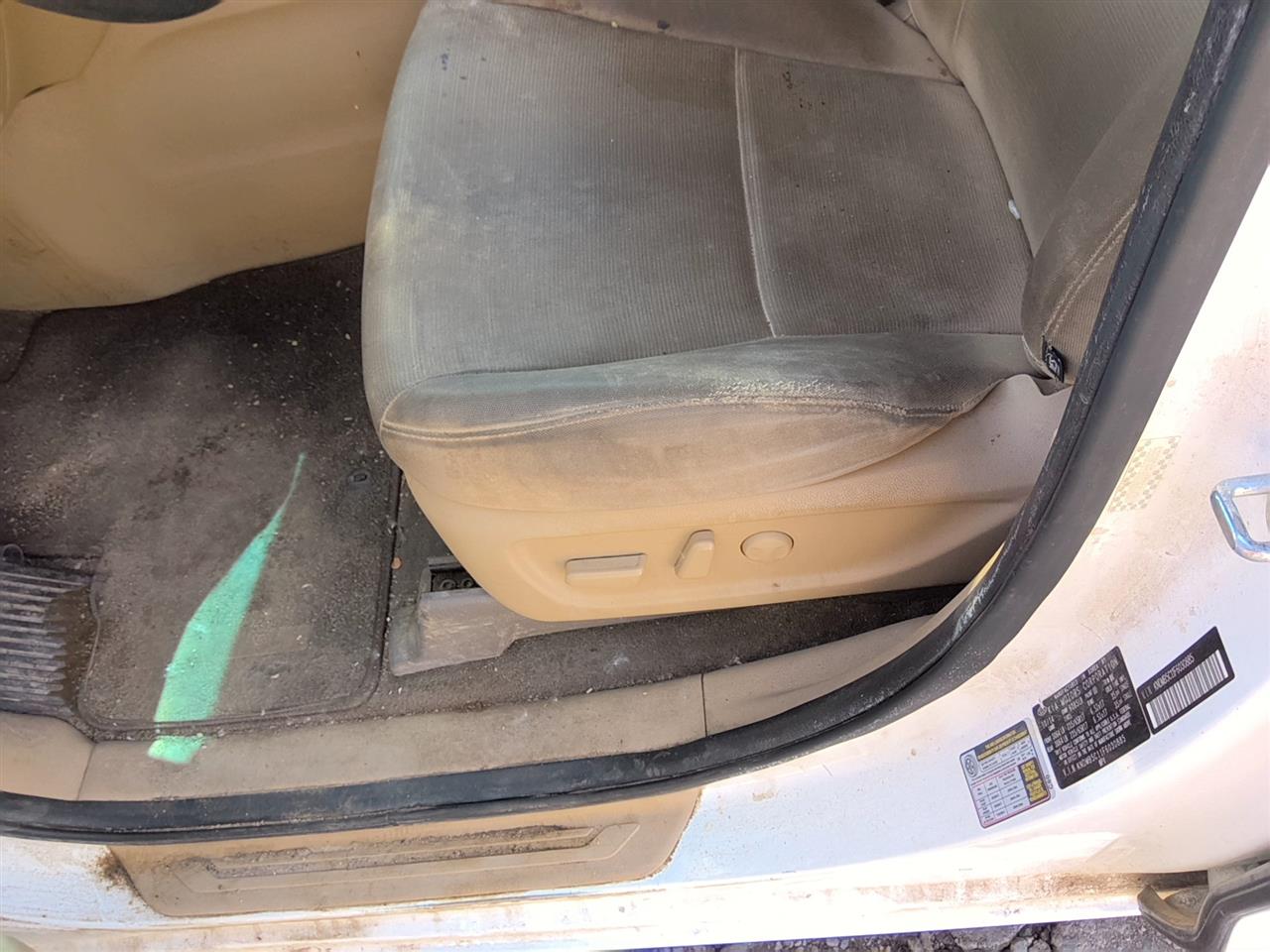 https://f005.backblazeb2.com/file/img-partshotlines-com/Inventory/SW52/Vehicle/22109_03.jpg