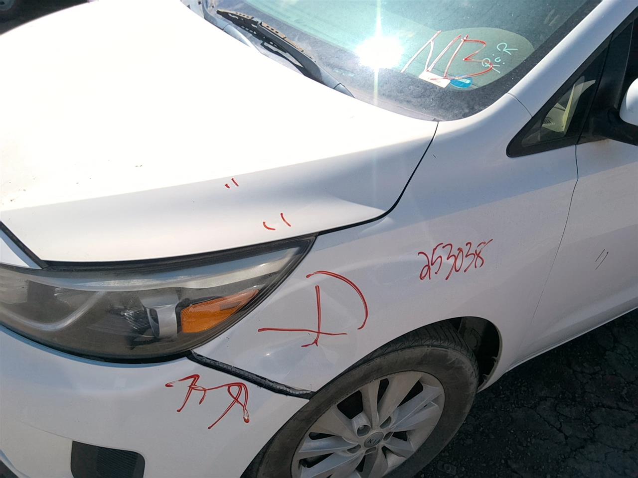 https://f005.backblazeb2.com/file/img-partshotlines-com/Inventory/SW52/Vehicle/22109_11.jpg