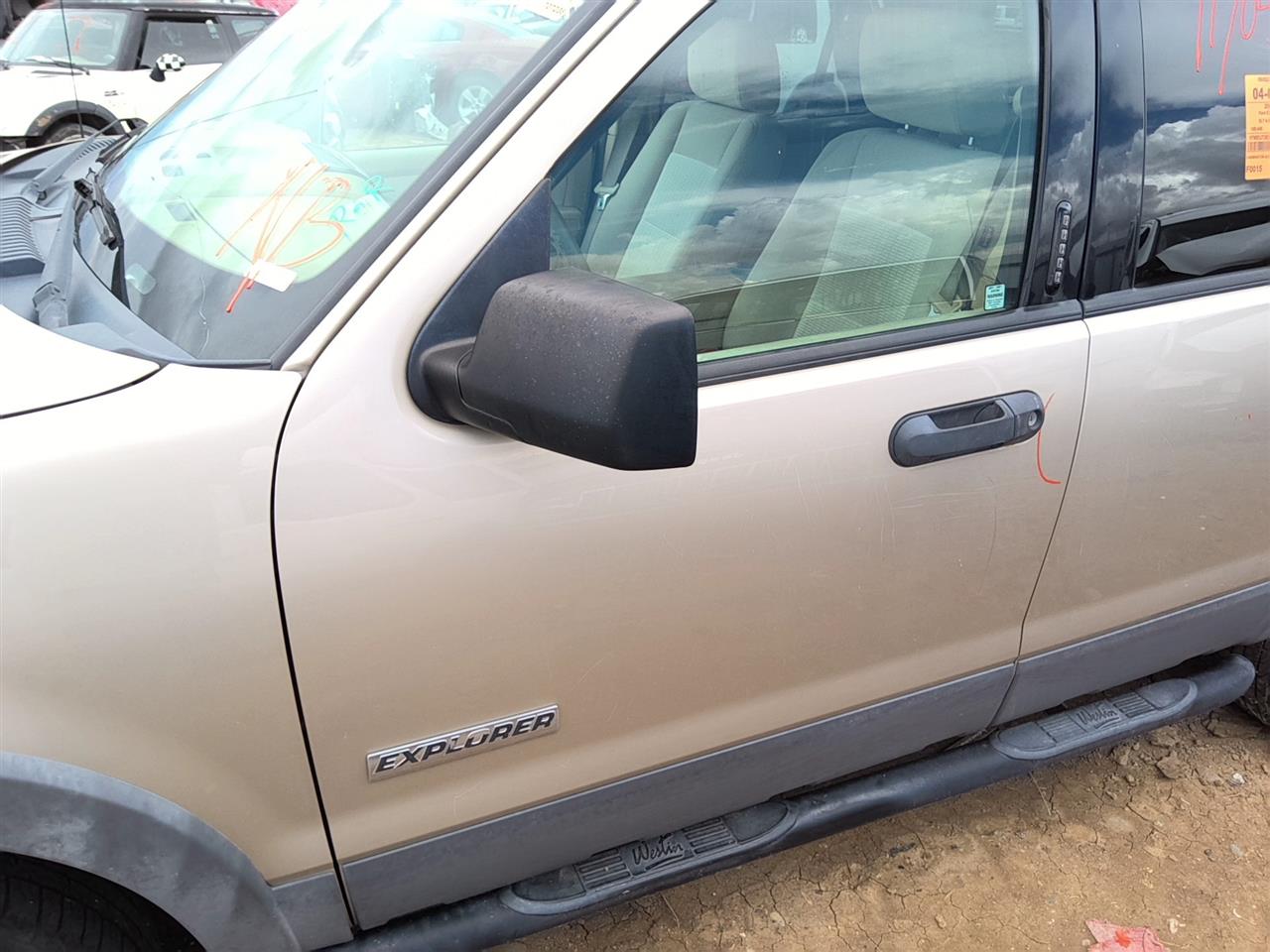 https://f005.backblazeb2.com/file/img-partshotlines-com/Inventory/SW52/Vehicle/22123_10.jpg