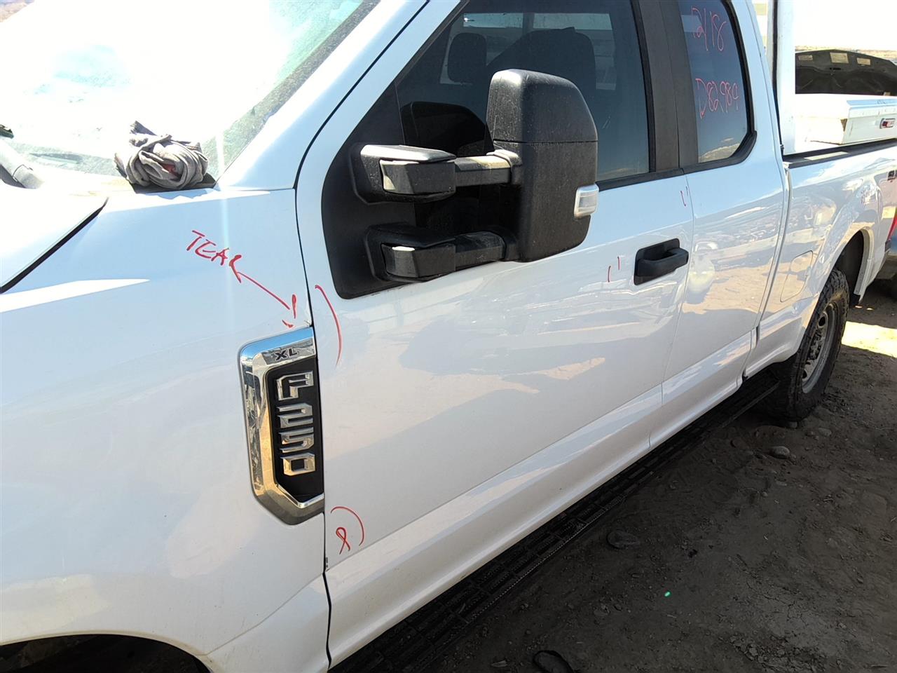https://f005.backblazeb2.com/file/img-partshotlines-com/Inventory/SW52/Vehicle/22126_12.jpg