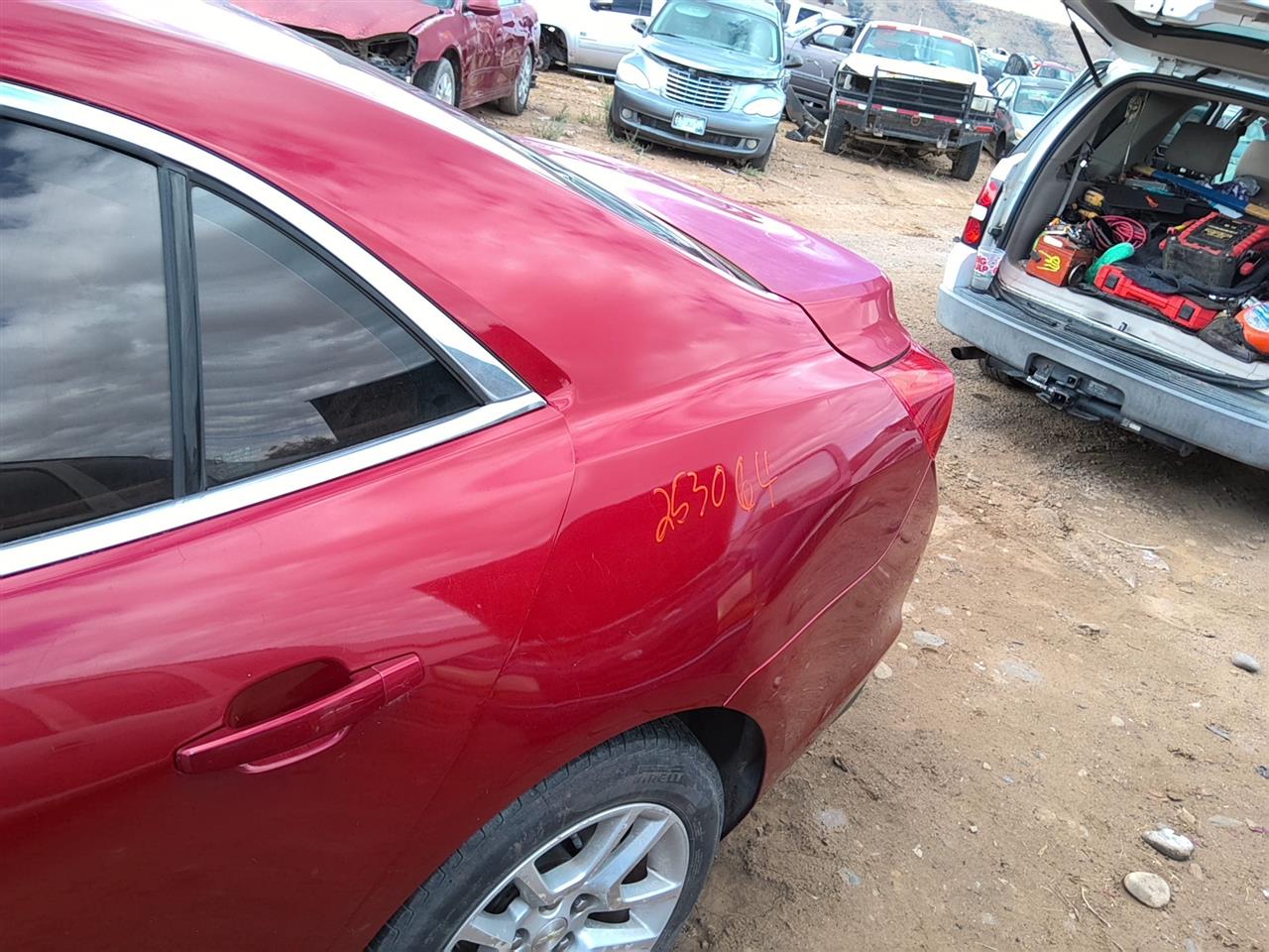https://f005.backblazeb2.com/file/img-partshotlines-com/Inventory/SW52/Vehicle/22136_13.jpg