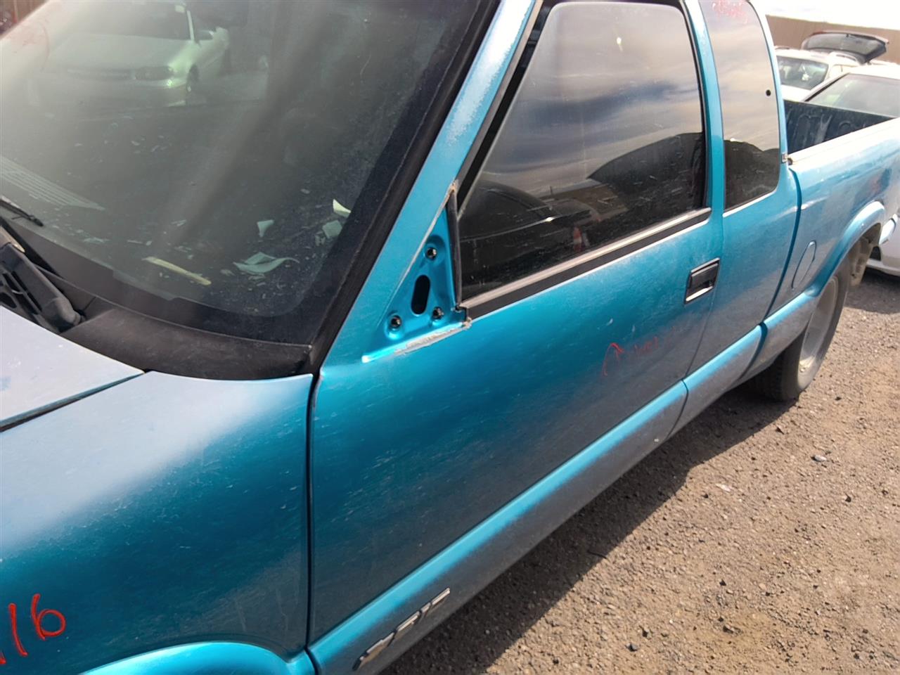 https://f005.backblazeb2.com/file/img-partshotlines-com/Inventory/SW52/Vehicle/22188_10.jpg